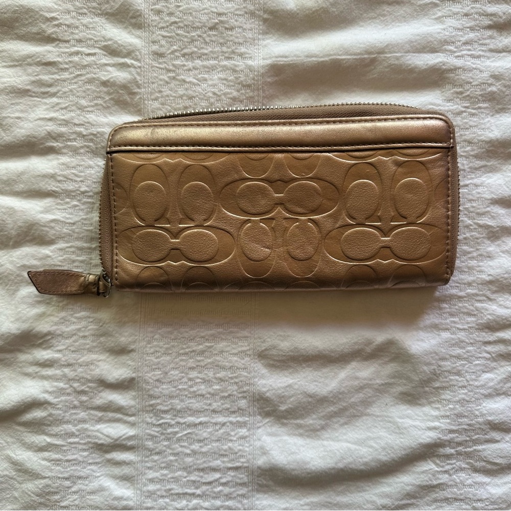 Leather Coach wallet - Picture 3 of 8